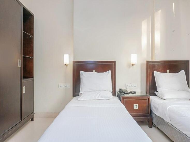 Hotel Ashoka, Pune Yerandwane Exterior foto